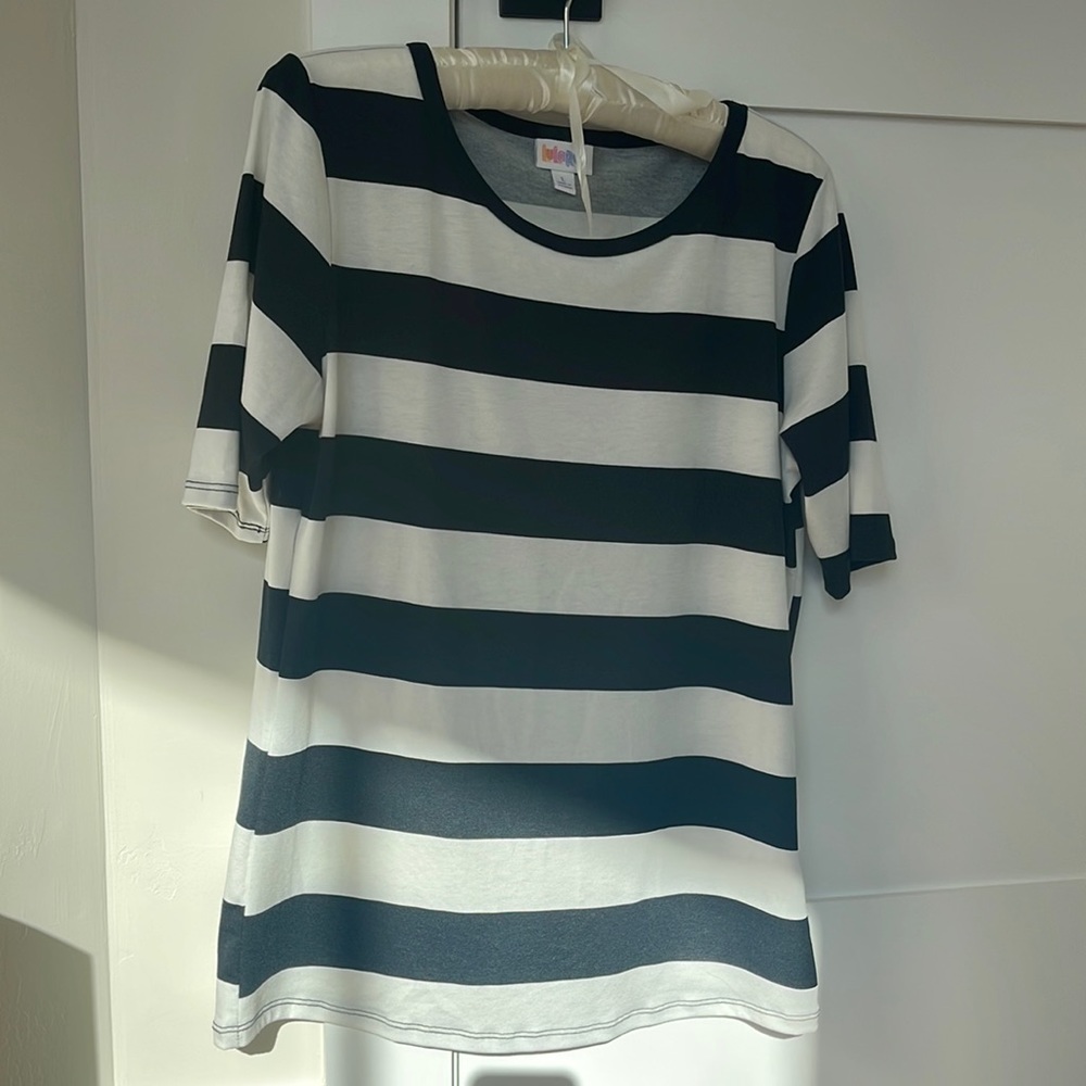 LuLaRoe Black and White Stripe Top